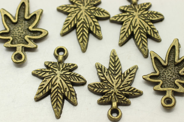 MARIJUANA LEAF, 29x15x2mm, Antique Bronze Plated (metal alloy), approx 20 per bag