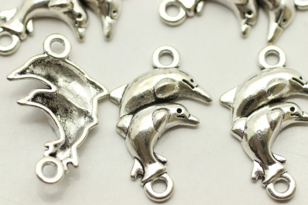 PORPOISE PAIR CONNECTOR, 27x17x4mm, Antique Silver Plated (Metal Alloy), approx 9