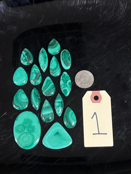 Malachite, Cabochons