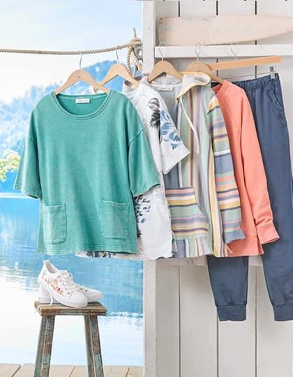 Short Story Sweater Shrug