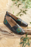 Karalyn Flats by Spring Step®