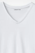 #BestCotton™ V-Neck Tee