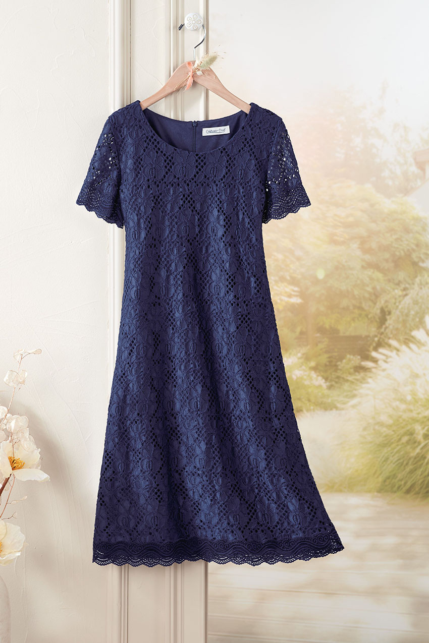 womens blue lace dress Clarice Stretch - Navy - XS Happy Friday, friends! 😊🖐🏽 3=handle1=6-Drawer Dresser=oakham-chest-of-6-drawers-stormy-blue V neck scalloped edges Size:5X