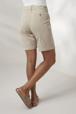 Lightweight 8" Chino Shorts