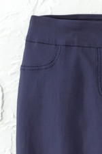 Pull-On Anywear ShapeMe® Cropped Pants