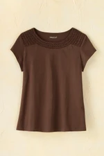 Clarissa Tee
