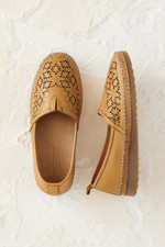 Ava Flats by Walk With Me™