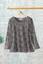 Scoopneck Stretch Lace Top