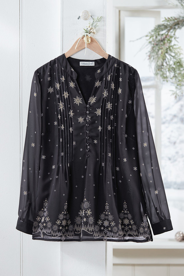 Snow Wonder Tunic
