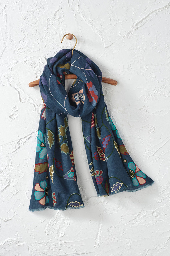 小物 COMFORTABLE REASON Academic Scarf NAVY Kon Padded Scarf – Kuwano