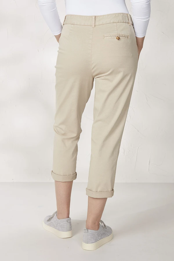 Hidden Stretch-Waist Chino Crops