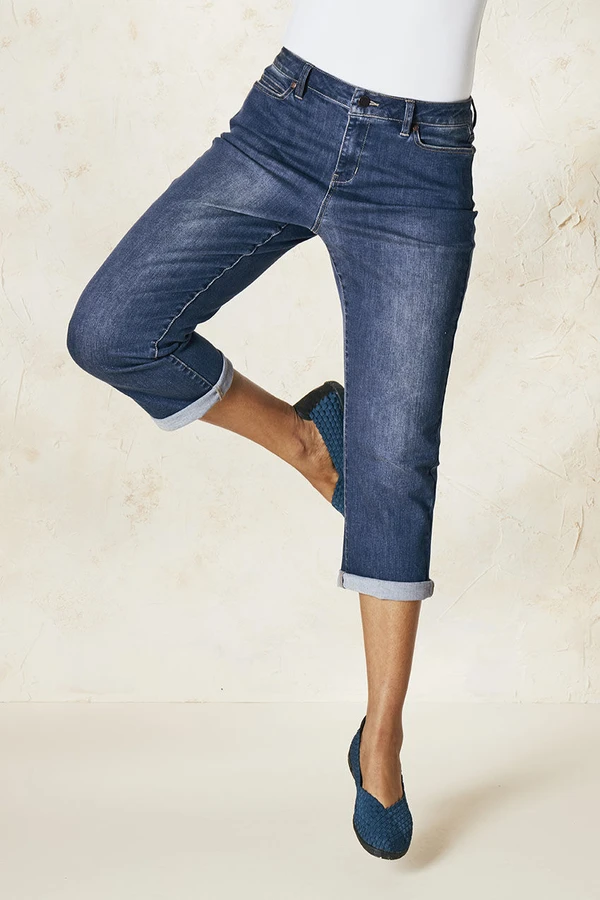 The Creek® Cropped Straight-Leg Jeans