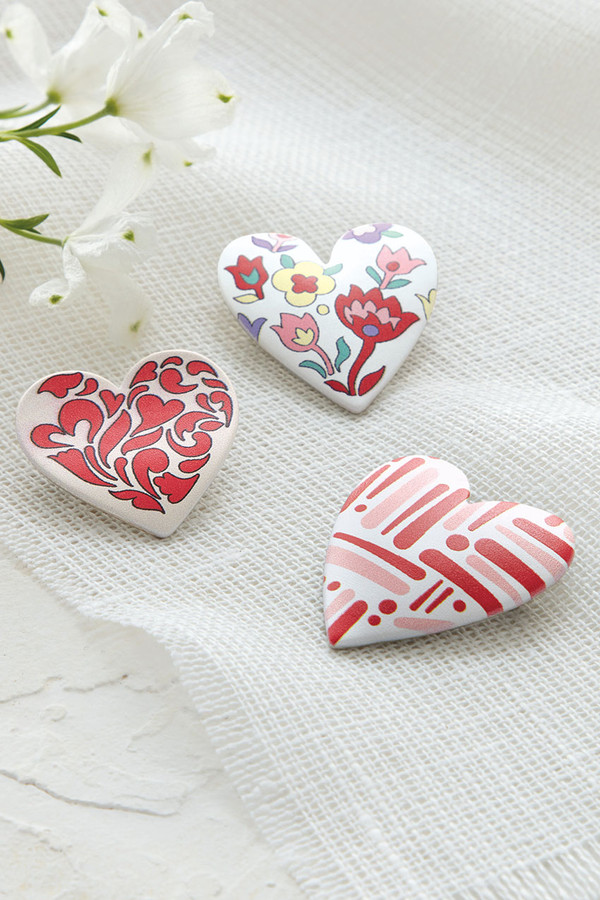 Painted Hearts Pins