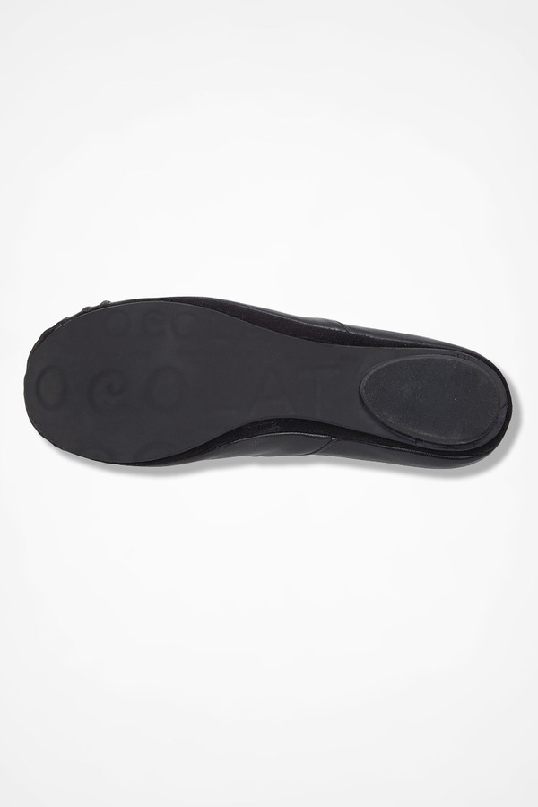 Pintuck Leather Flats by Chocolat Blu™