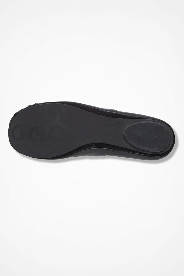 Pintuck Leather Flats by Chocolat Blu™