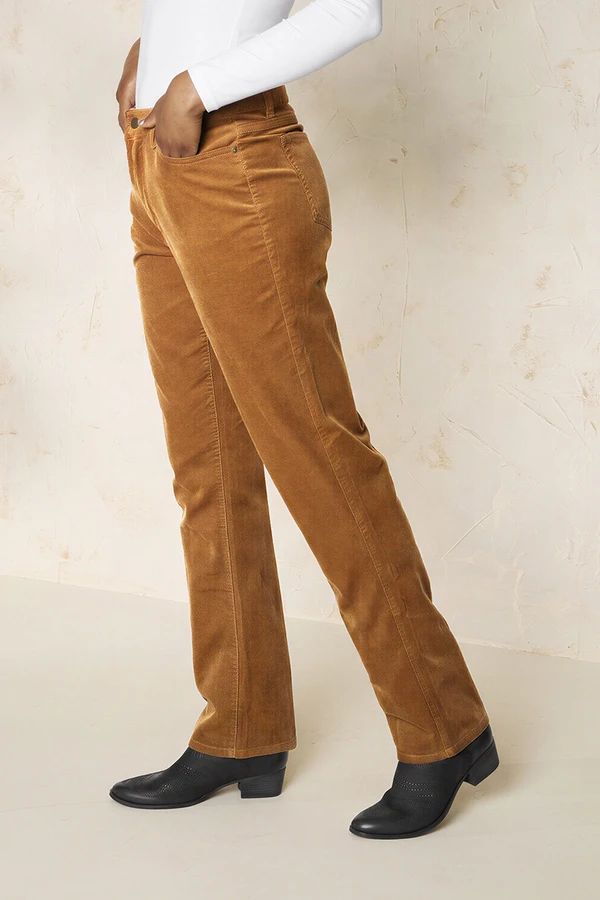 Pinwale Stretch Straight Leg Corduroys
