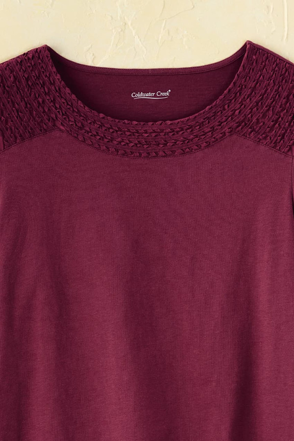 Clarissa Tee