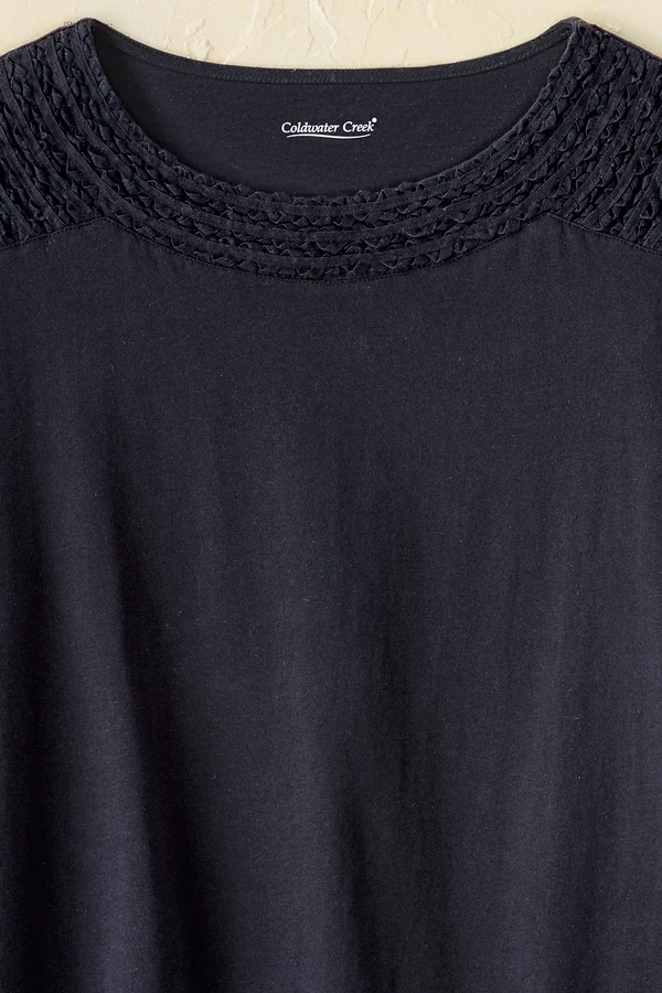 Clarissa Tee