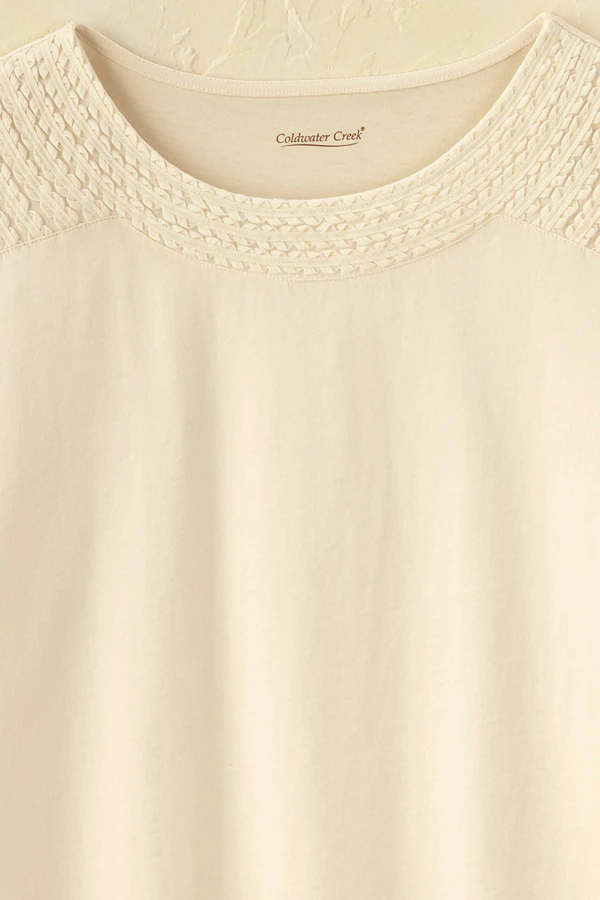 Clarissa Tee