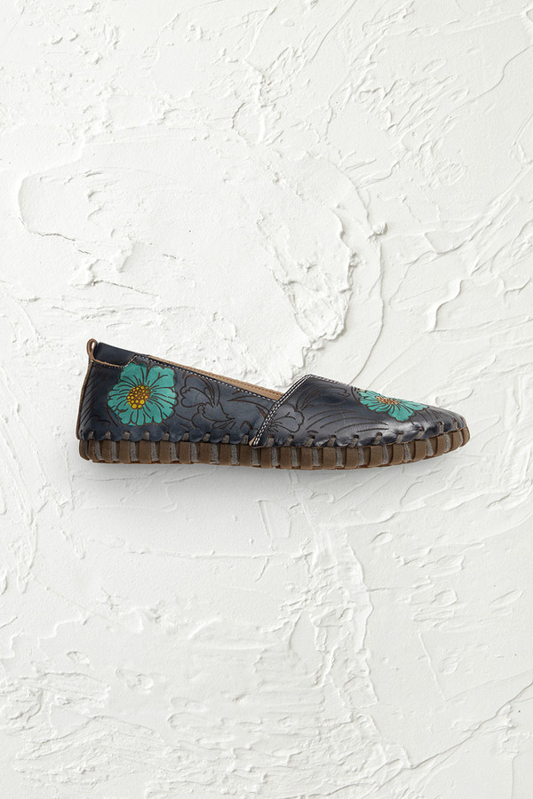 Karalyn Flats by Spring Step®