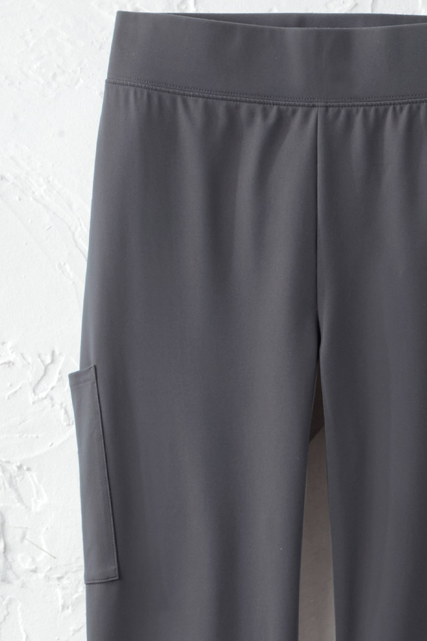 FlexFit Cropped Pants