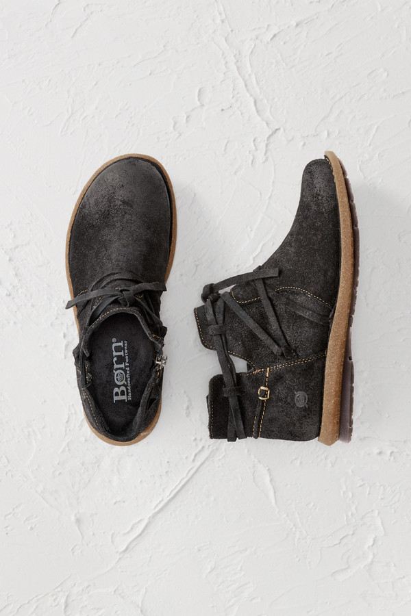 Tarkiln Chukka Boots by Børn®