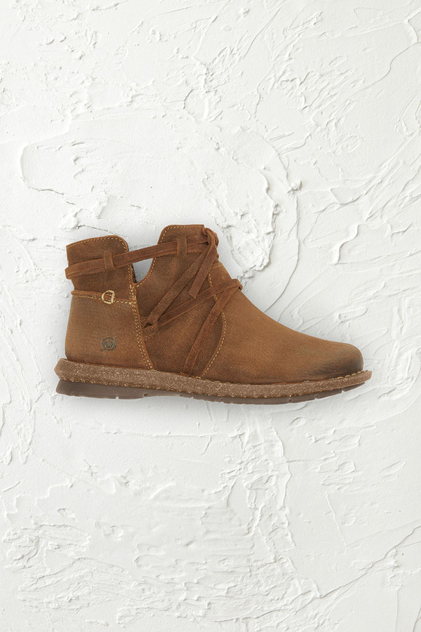 Tarkiln Chukka Boots by Børn®