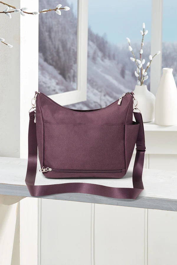 Modern Everywhere Bagg by Baggallini®
