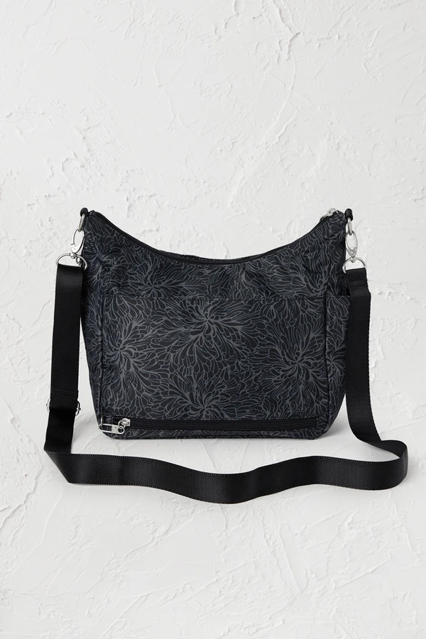 Modern Everywhere Bagg by Baggallini®