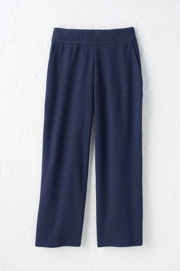 Endless Comfort Crops with Pockets