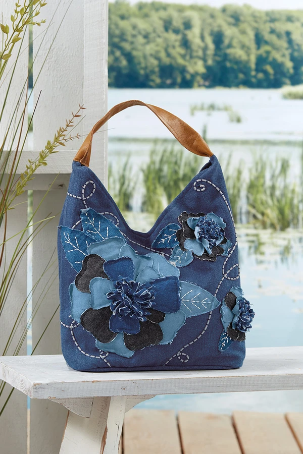 Stitch in Bloom Hobo