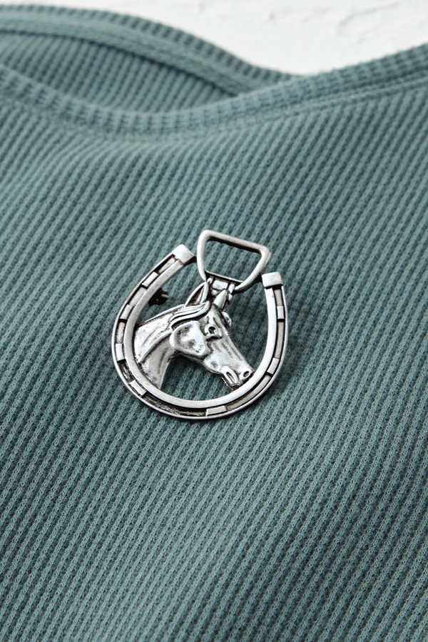 Trail Trotter Bag Charm and Pin