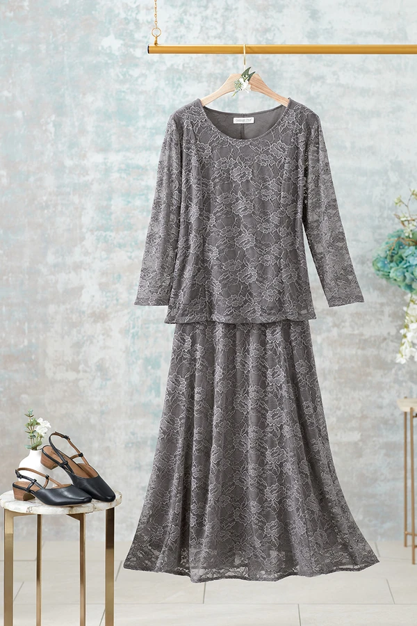 Stretch Lace Maxi Skirt
