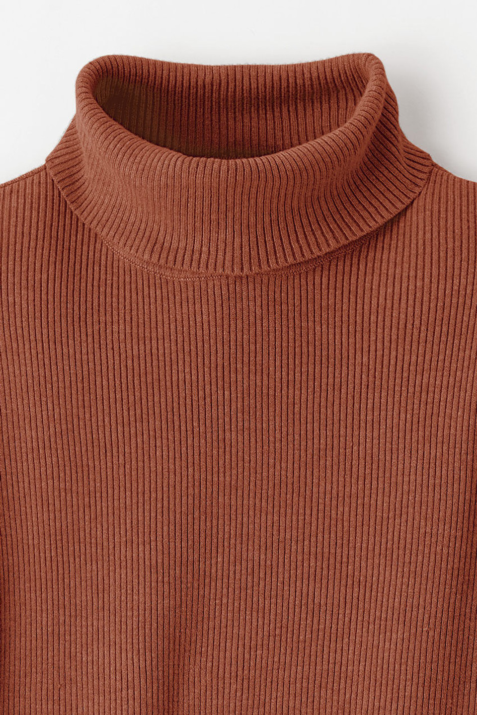Elbow-Sleeve Ribbed Turtleneck