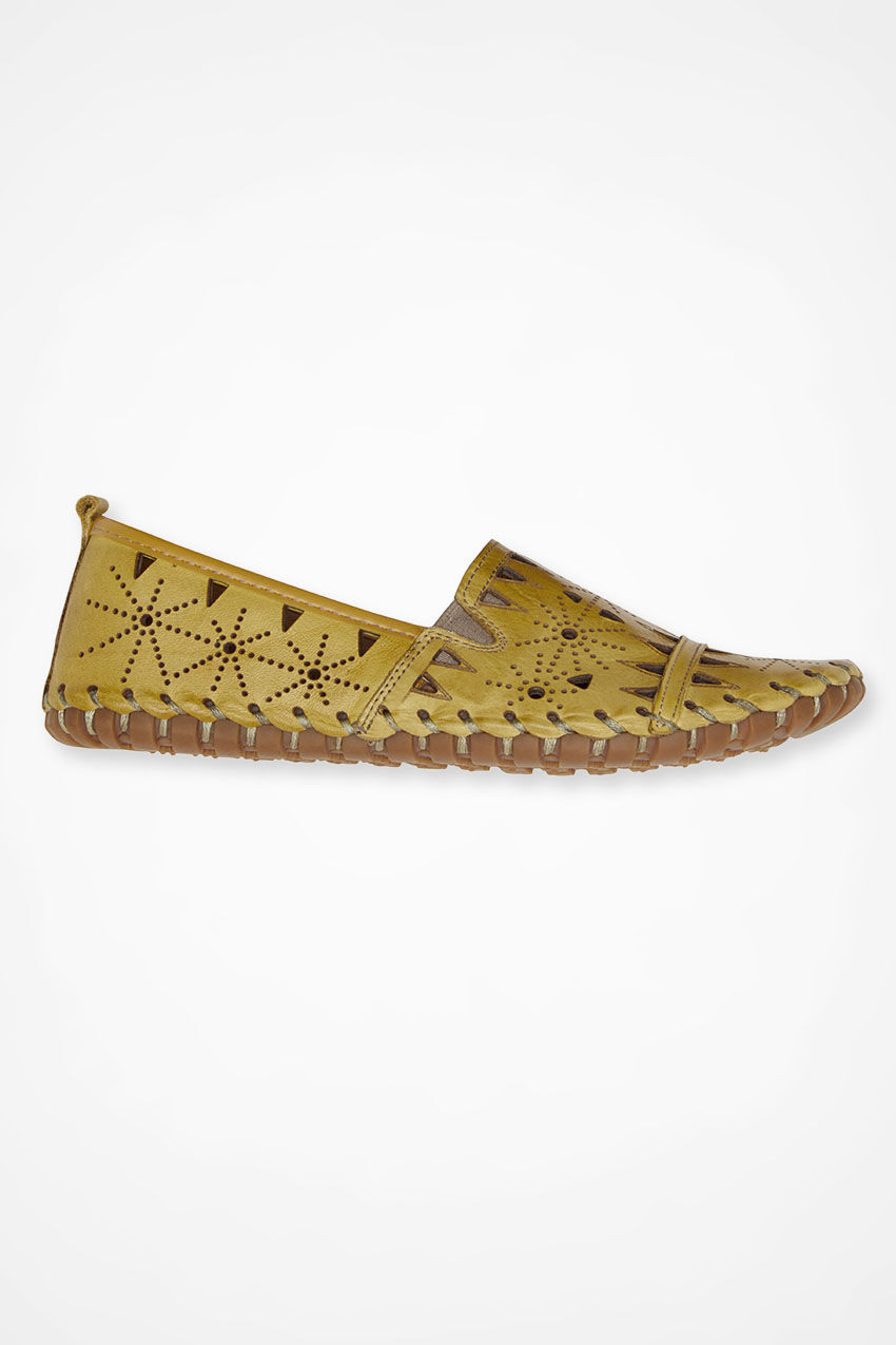 Fusaro Leather Flats by Spring Step®
