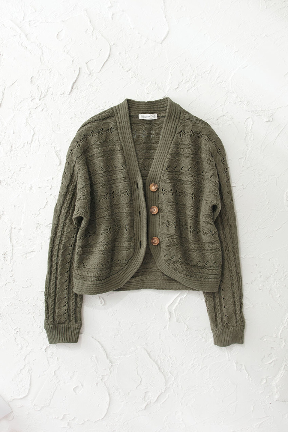 Cable Twist Shrug