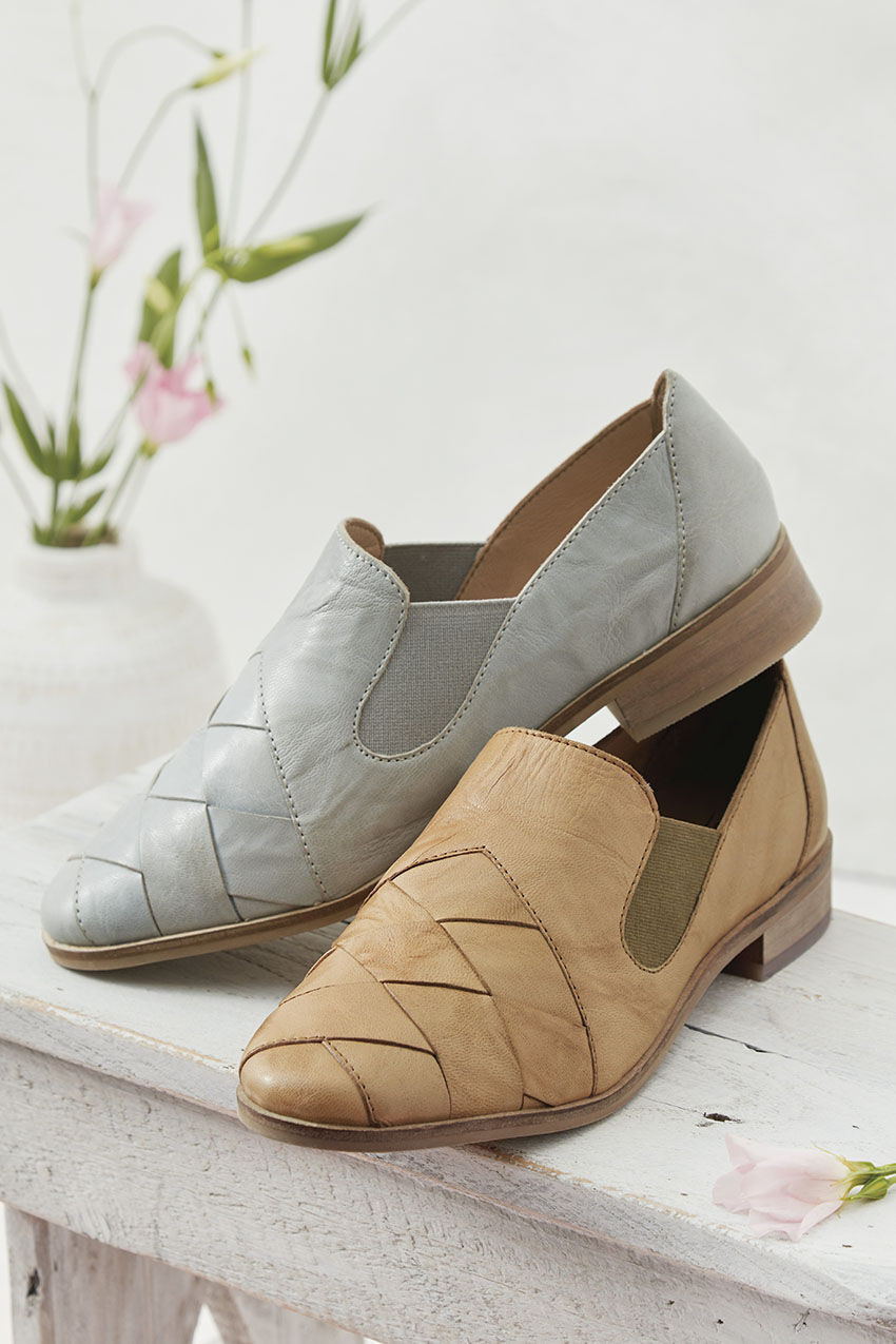 Toubkal Leather Flats by Walk With Me™