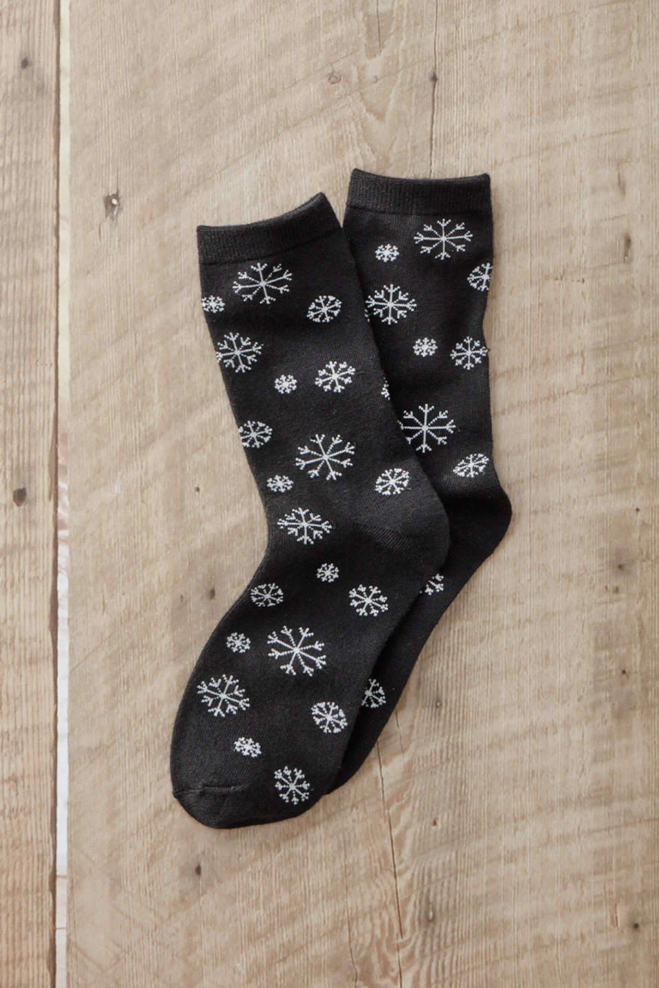 Holiday Motif Crew Socks