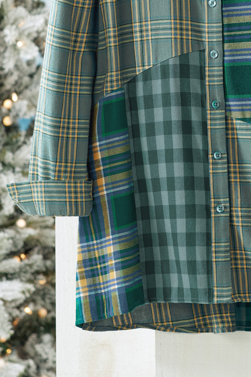 Into the Mix Plaid Tunic