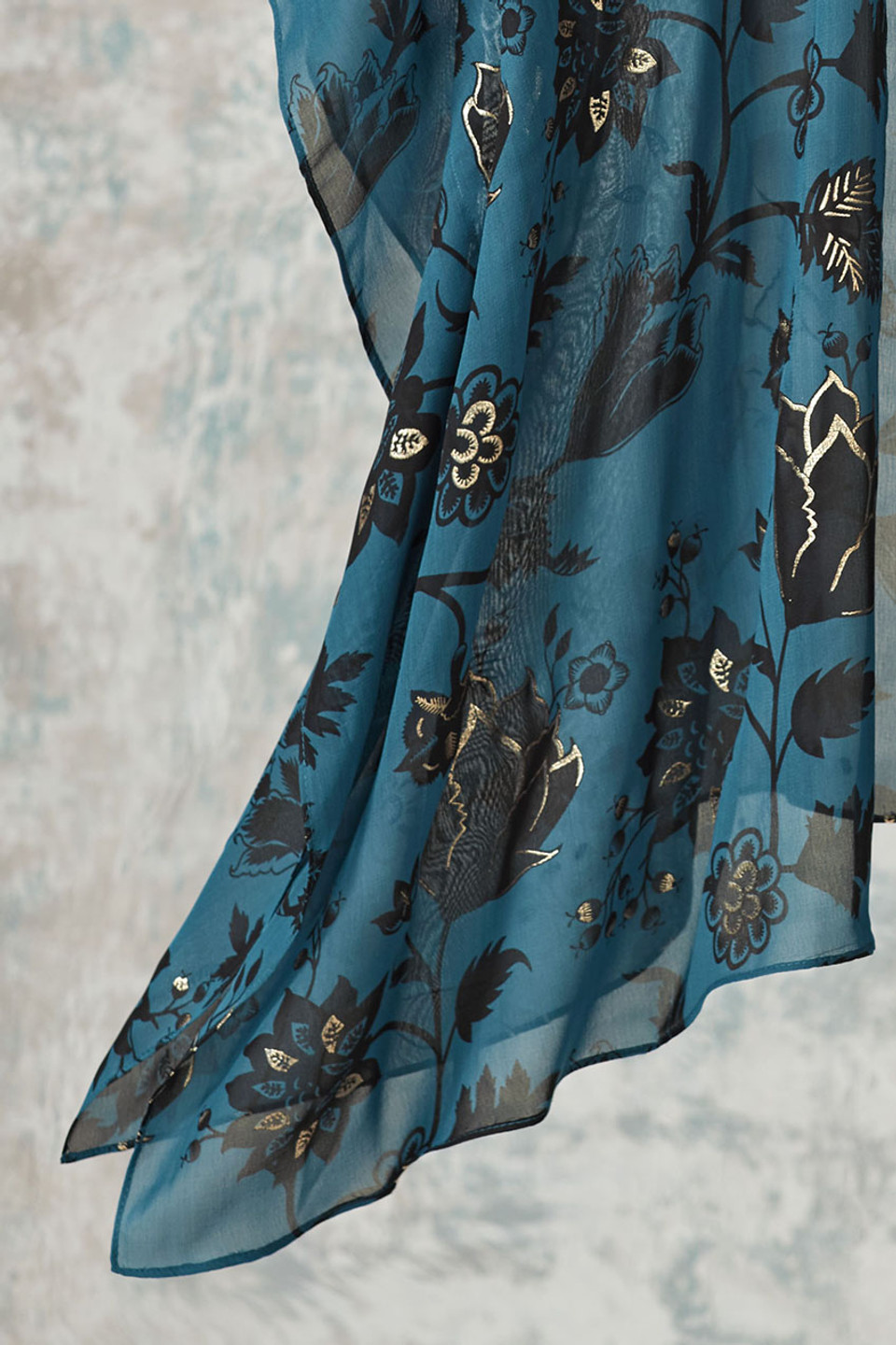 Midnight Muse Topper