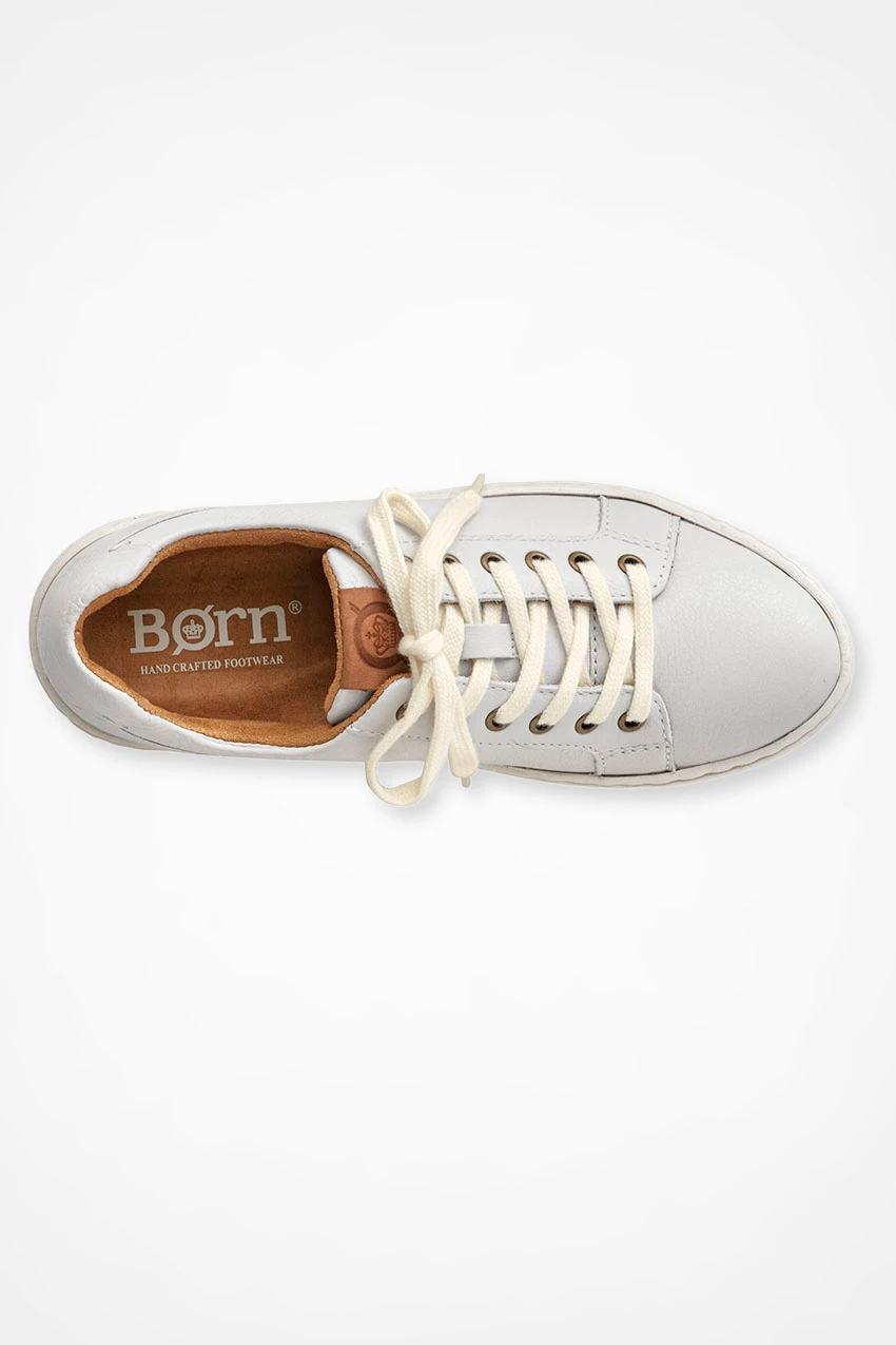 Mira Lightweight Sneakers by Børn®