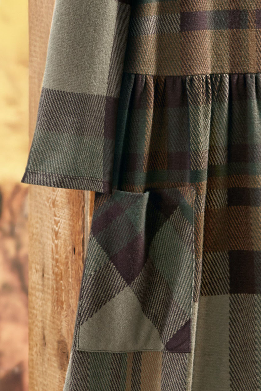 Soft Plaid Pocket Dress