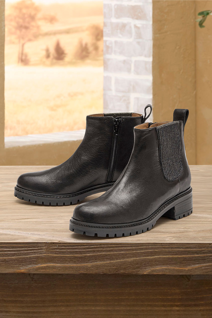 Alessia Leather Boots by Cammina™