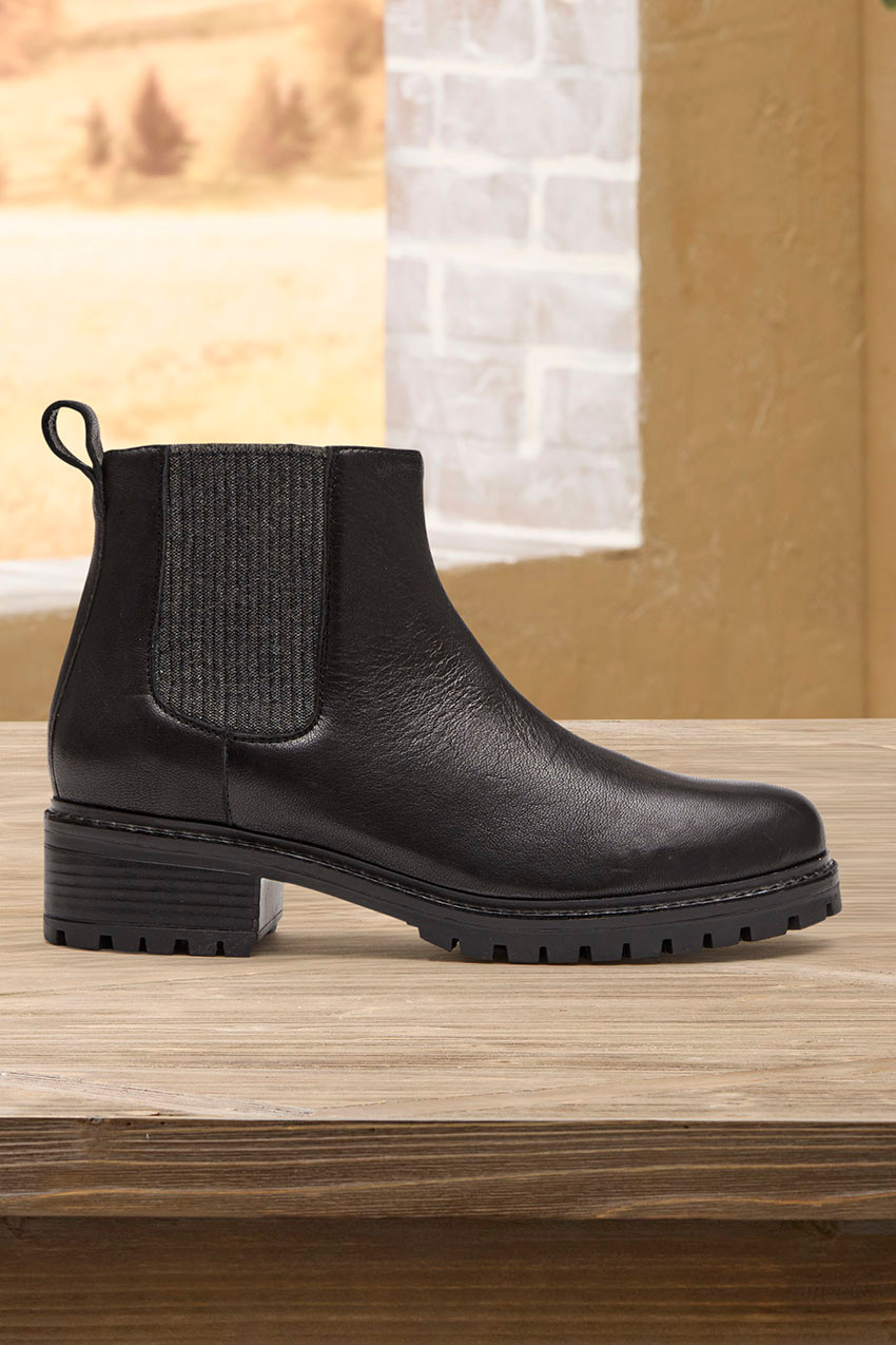 Alessia Leather Boots by Cammina™