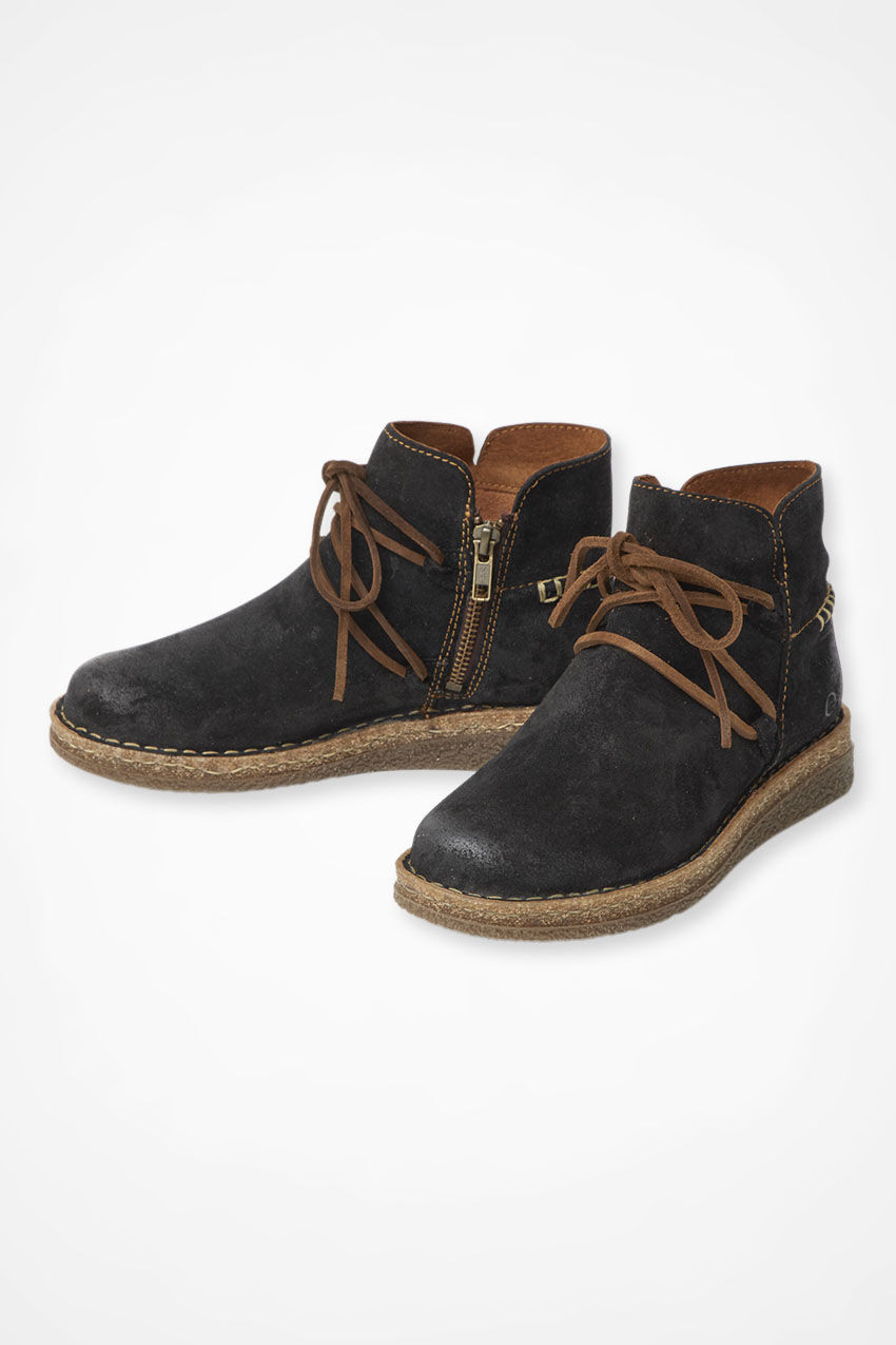 Calyn Boots by Børn®