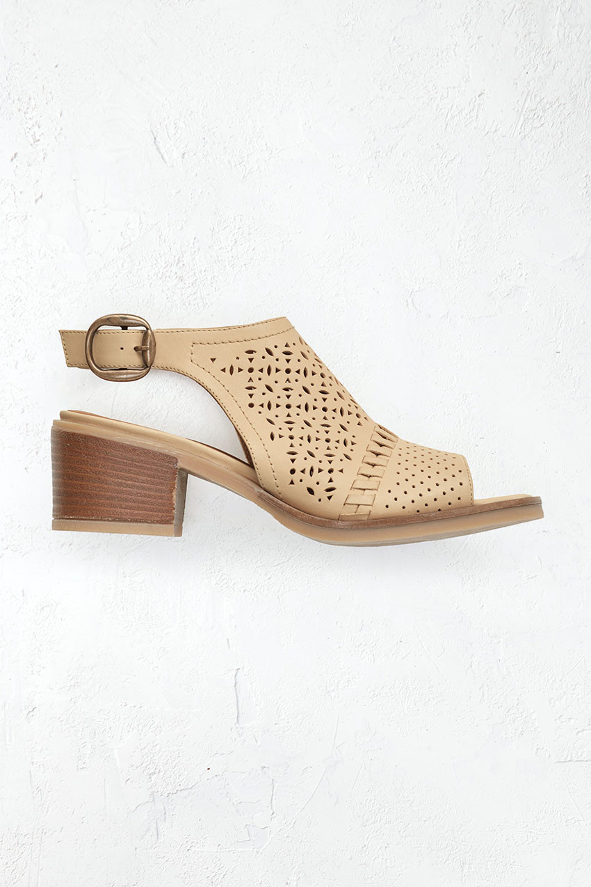 Isabella Sandals by Cammina™