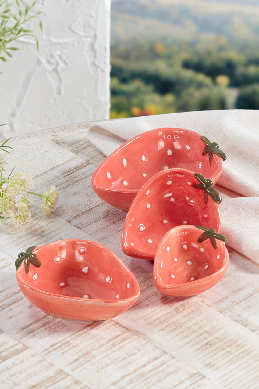 Strawberry Measuring Cups, Set of 4