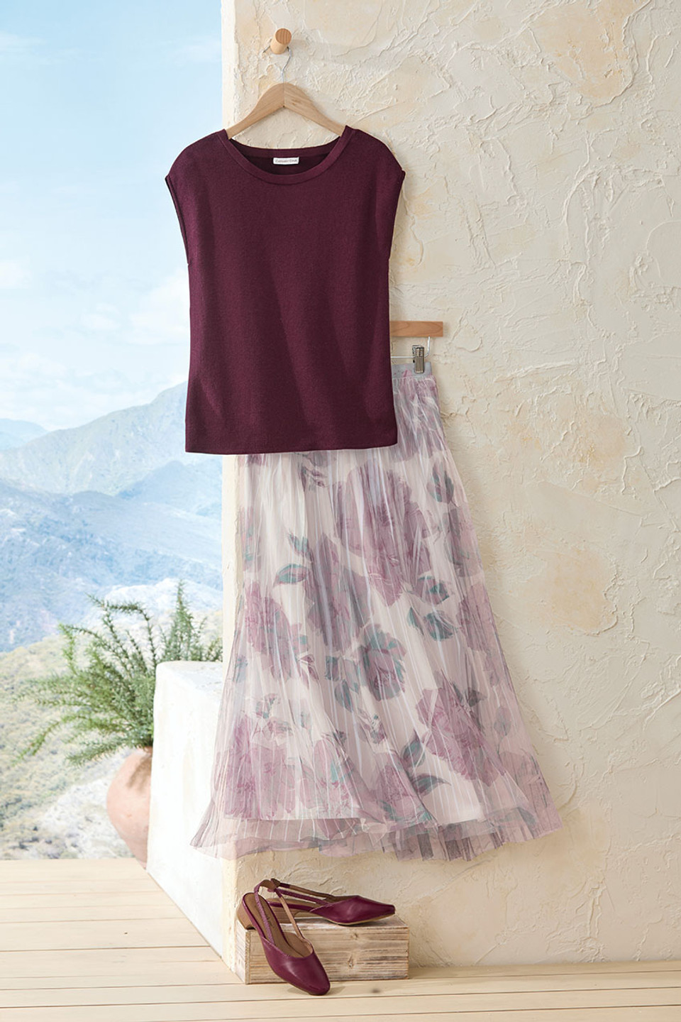 Abstract Muse Mesh Skirt