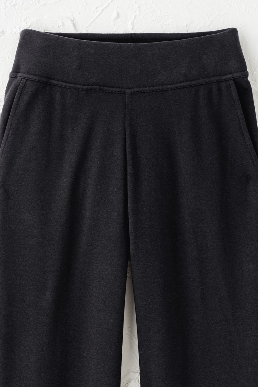 Endless Comfort Straight Leg Pants with Pockets