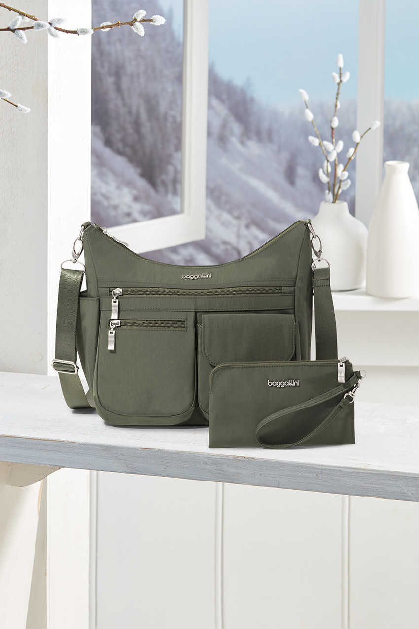 Modern Everywhere Bagg by Baggallini®